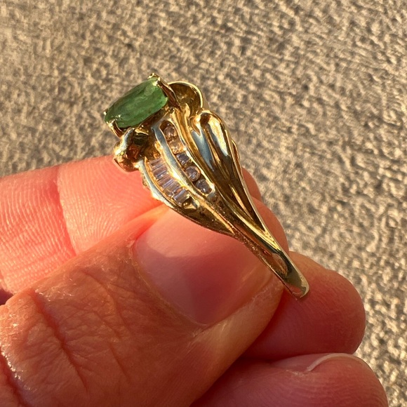 10k yellow gold natural genuine green emerald & diamond ring size 7 3.5 grams - Picture 13 of 16